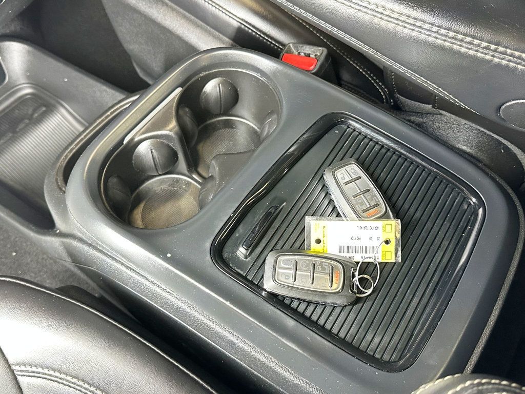 2023 Chrysler Pacifica Touring L FWD - 23086596 - 33