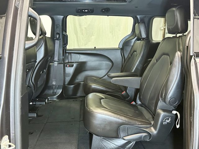 2023 Chrysler Pacifica Touring L FWD - 23086596 - 35