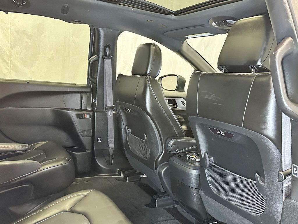 2023 Chrysler Pacifica Touring L FWD - 23086596 - 40