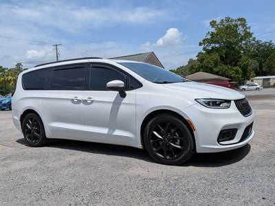 2023 Chrysler Pacifica - 2C4RC1BG6PR608099