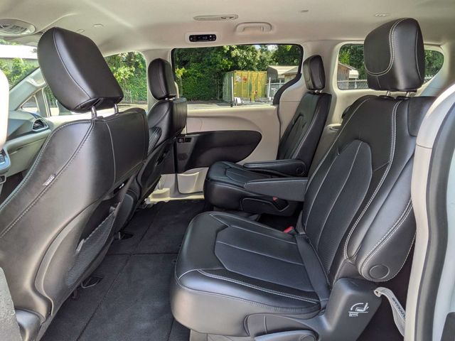 2023 Chrysler Pacifica Touring L FWD - 23070988 - 13