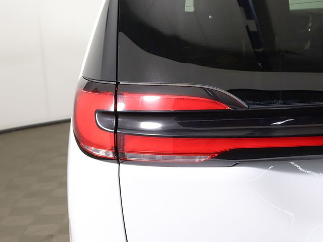2023 Chrysler Pacifica Touring L FWD - 23032705 - 14