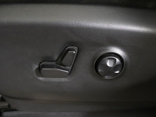2023 Chrysler Pacifica Touring L FWD - 23032705 - 30