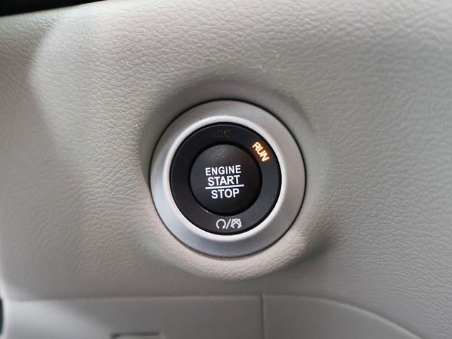 2023 Chrysler Pacifica Touring L FWD - 23032705 - 43