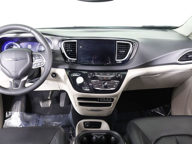 2023 Chrysler Pacifica Touring L FWD - 23032705 - 44