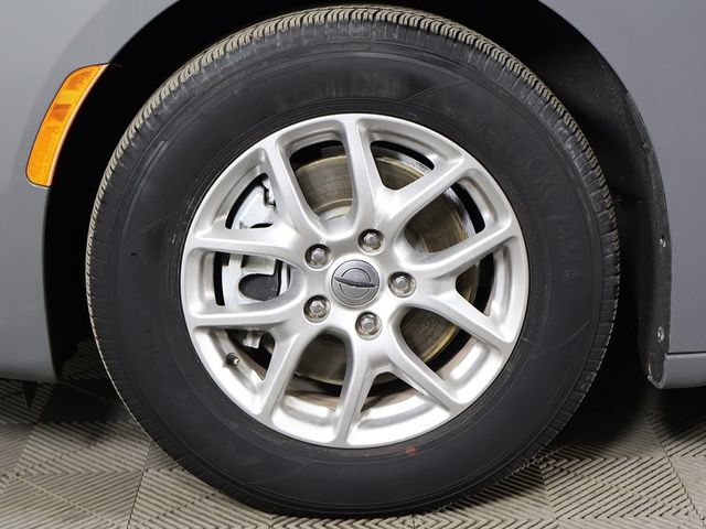 2023 Chrysler Pacifica Touring L FWD - 22998138 - 21