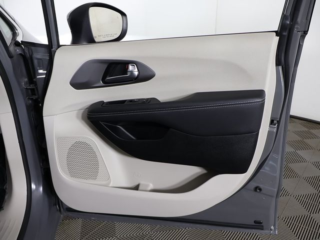 2023 Chrysler Pacifica Touring L FWD - 22998138 - 23