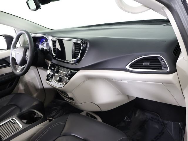 2023 Chrysler Pacifica Touring L FWD - 22998138 - 25