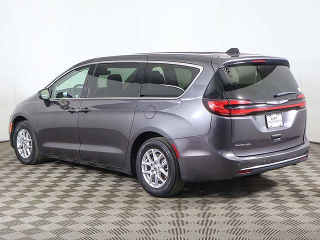 2023 Chrysler Pacifica Touring L FWD - 23014324 - 9