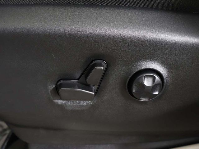 2023 Chrysler Pacifica Touring L FWD - 23014324 - 31