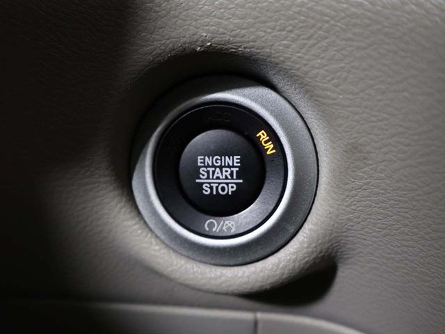 2023 Chrysler Pacifica Touring L FWD - 23014324 - 40