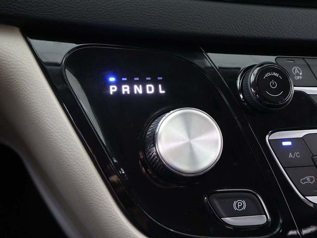 2023 Chrysler Pacifica Touring L FWD - 23014324 - 52