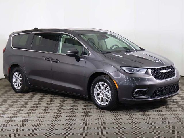 2023 Chrysler Pacifica Touring L FWD - 23014324 - 54