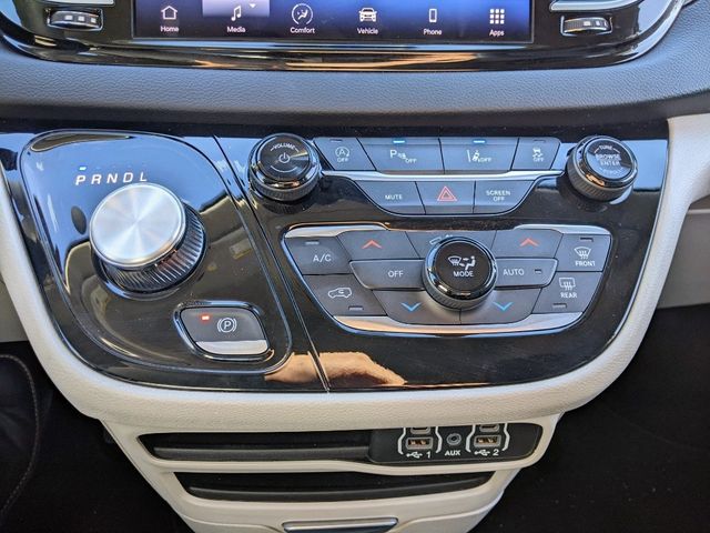 2023 Chrysler Pacifica Touring L FWD - 22966945 - 20