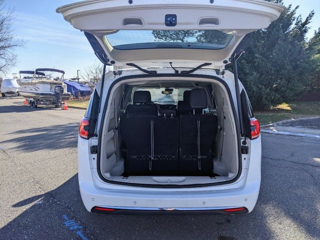 2023 Chrysler Pacifica Touring L FWD - 22966945 - 6