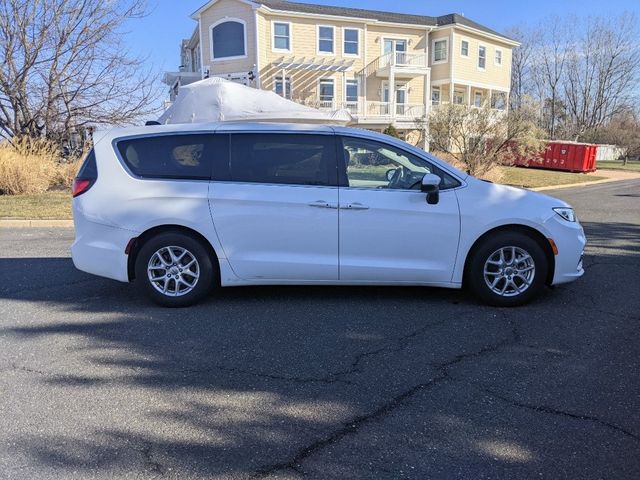 2023 Chrysler Pacifica Touring L FWD - 22966945 - 8