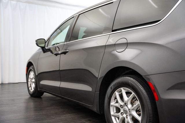 2023 Chrysler Pacifica Touring L FWD - 23028172 - 31