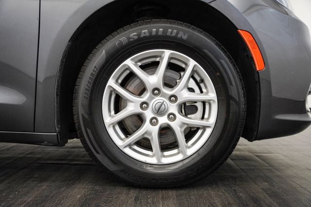 2023 Chrysler Pacifica Touring L FWD - 23028172 - 42