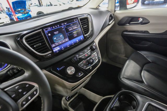 2023 Chrysler Pacifica Touring L FWD - 23028172 - 6