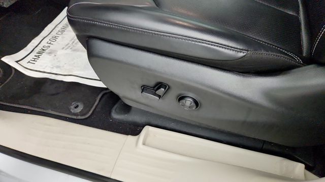 2023 Chrysler Pacifica Touring L FWD - 22951823 - 10