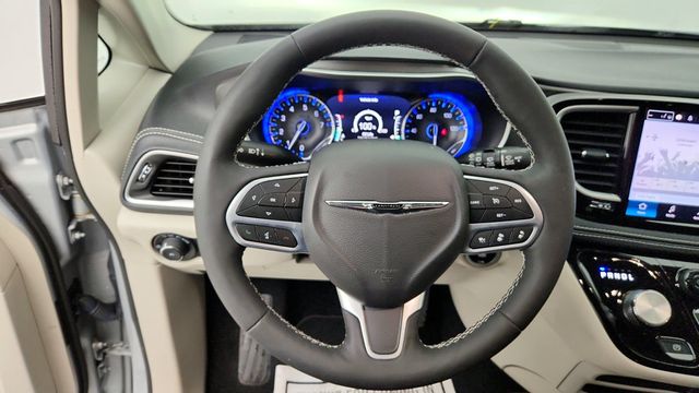 2023 Chrysler Pacifica Touring L FWD - 22951823 - 12