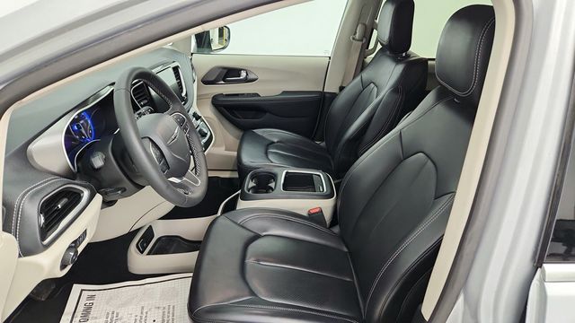 2023 Chrysler Pacifica Touring L FWD - 22951823 - 18