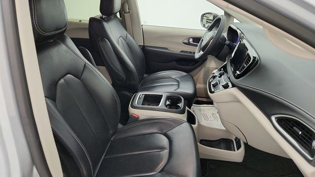 2023 Chrysler Pacifica Touring L FWD - 22951823 - 23