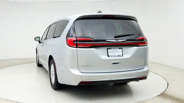 2023 Chrysler Pacifica Touring L FWD - 22951823 - 5