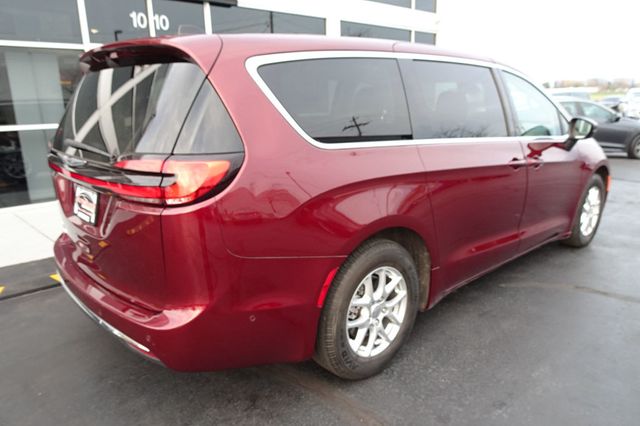 2023 Chrysler Pacifica Touring L FWD - 22674490 - 7