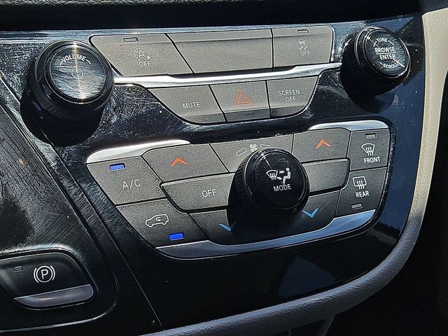 2023 Chrysler Voyager LX - 23058568 - 9