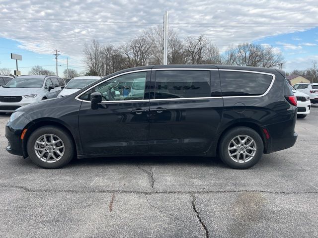 2023 Chrysler Voyager LX - 23001967 - 2