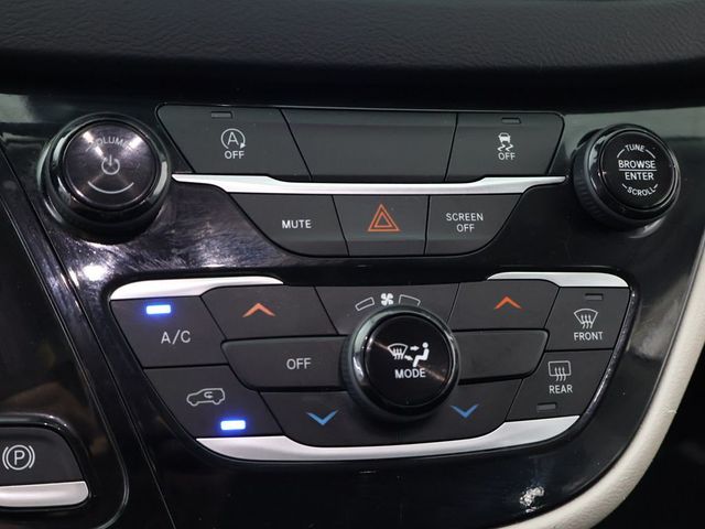 2023 Chrysler Voyager LX - 23042078 - 47