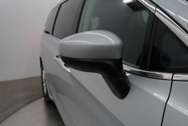 2023 Chrysler Voyager LX - 23077491 - 41
