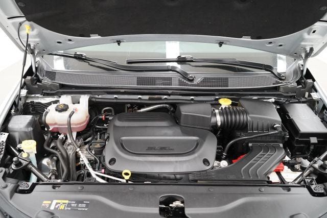 2023 Chrysler Voyager LX - 23077491 - 48