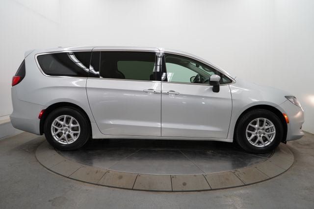 2023 Chrysler Voyager LX - 23077491 - 7