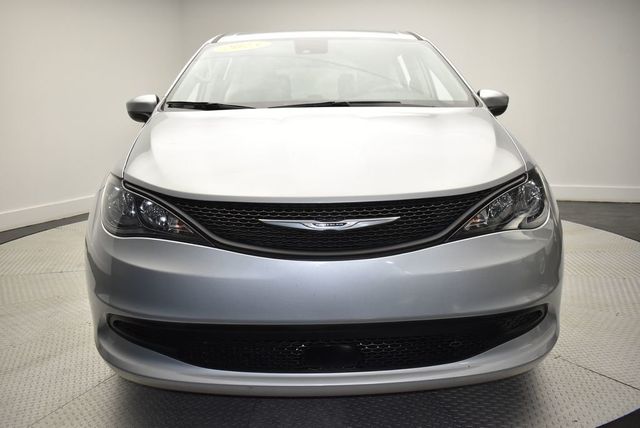 2023 Chrysler Voyager LX - 22968496 - 1