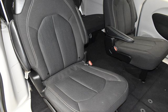 2023 Chrysler Voyager LX - 22968496 - 27