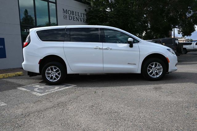 2023 Chrysler Voyager LX Mobility Handicap Van - 22917643 - 4