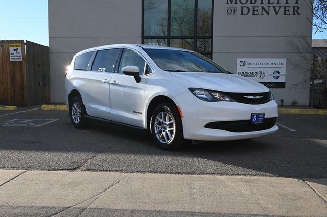 2023 Chrysler Voyager LX Mobility Handicap Van - 22999961 - 2