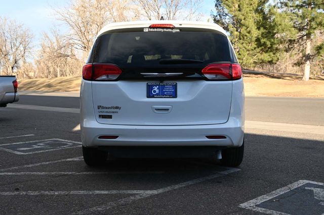 2023 Chrysler Voyager LX Mobility Handicap Van - 22999961 - 6