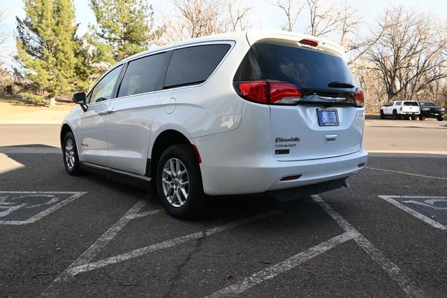 2023 Chrysler Voyager LX Mobility Handicap Van - 22999961 - 7