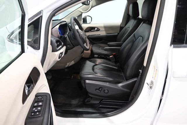 2023 Chrysler Voyager LX Mobility Handicap Van - 23059521 - 12