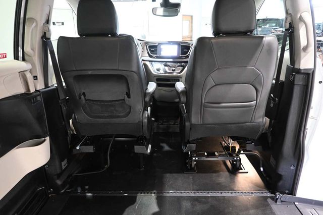 2023 Chrysler Voyager LX Mobility Handicap Van - 23059521 - 19