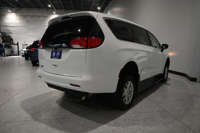 2023 Chrysler Voyager LX Mobility Handicap Van - 23059521 - 6