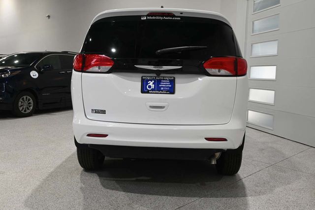 2023 Chrysler Voyager LX Mobility Handicap Van - 23059521 - 7