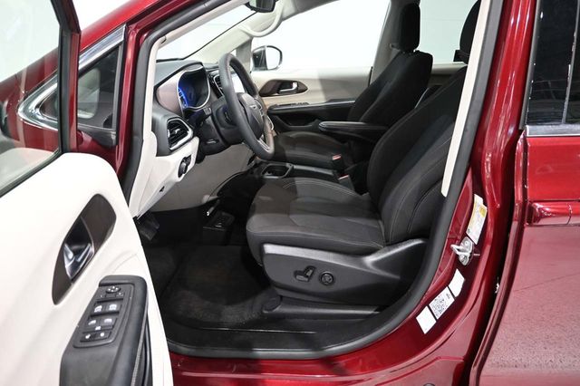 2023 Chrysler Voyager LX Mobility Handicap Van - 23063685 - 12