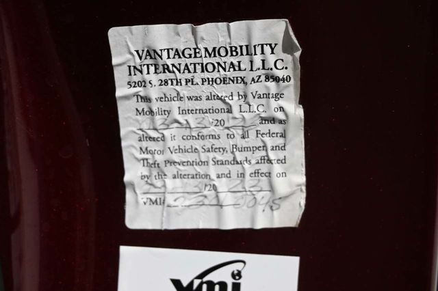 2023 Chrysler Voyager LX Mobility Handicap Van - 23063685 - 33