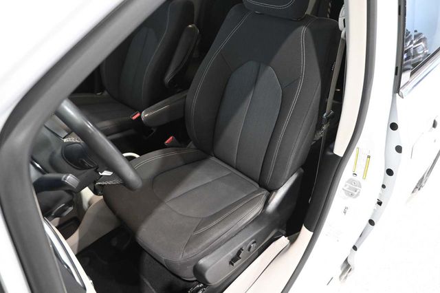 2023 Chrysler Voyager LX Mobility Handicap Van - 23100680 - 13