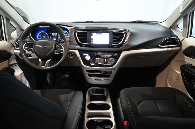 2023 Chrysler Voyager LX Mobility Handicap Van - 23100680 - 21