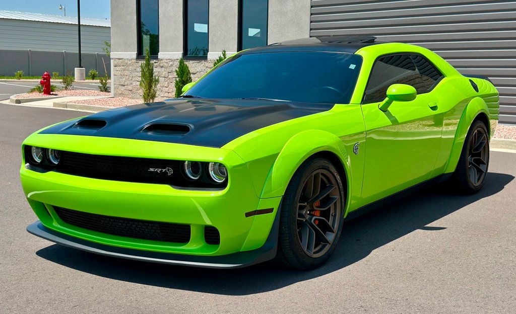 2023 Dodge Challenger SRT8 Hellcat Widebody photo 3